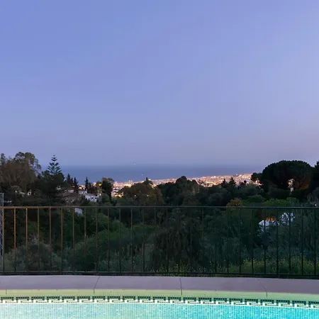 Gorgeous With Pool