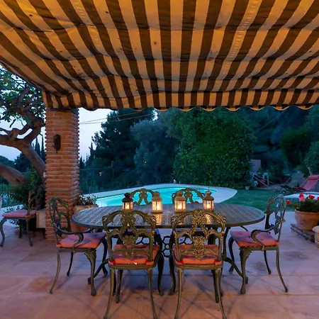 Villa Gorgeous With Pool