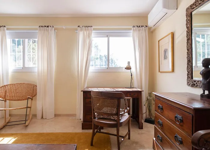 Villa Gorgeous With Pool Mijas